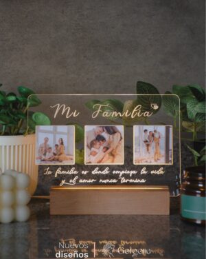 Base de madera Mi Familia